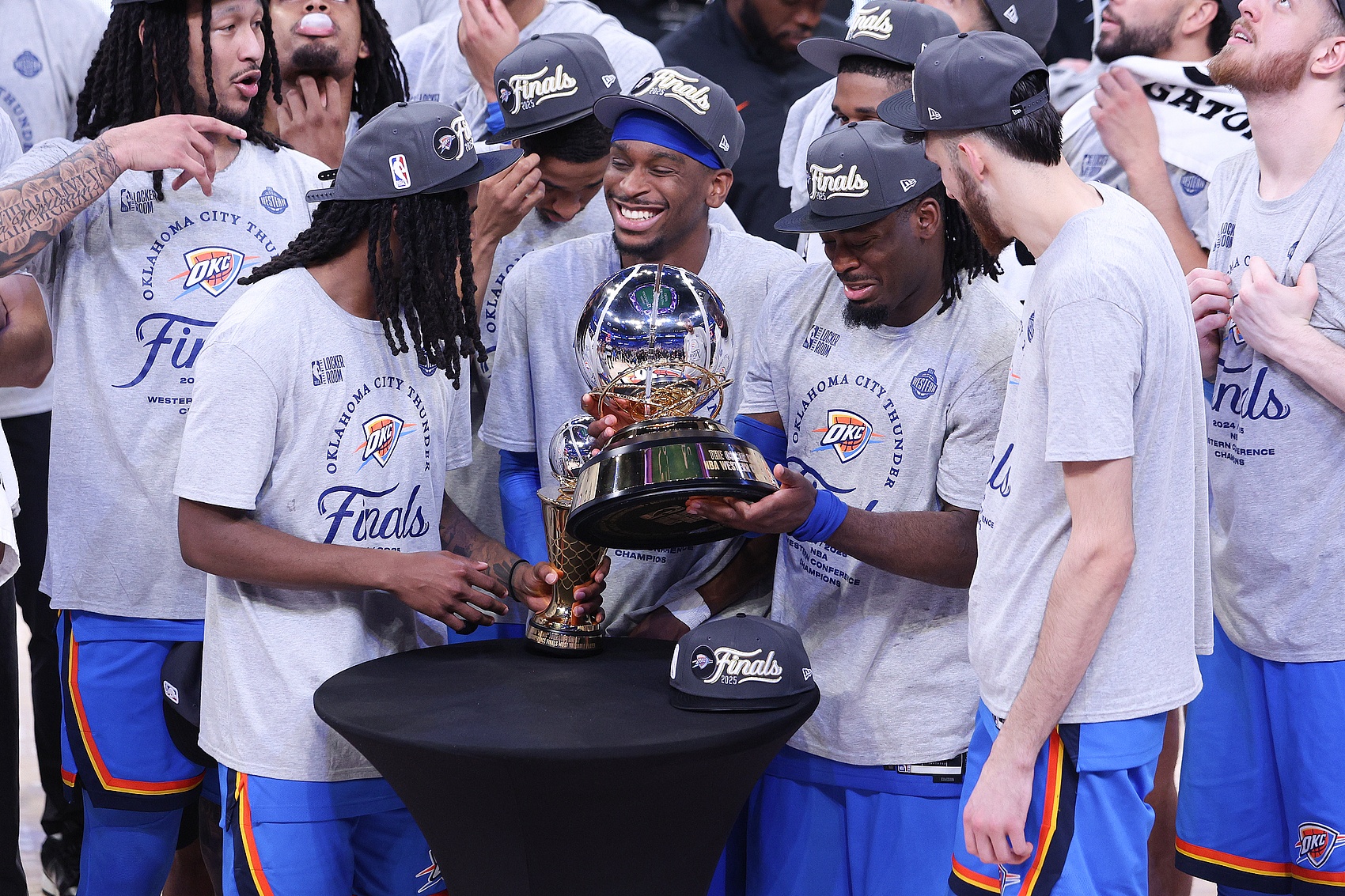 开云电竞 -国际比赛日俄克拉荷马雷霆队长鼓劲：足总杯节点到来，引发热议，球探报告显示潜力的简单介绍